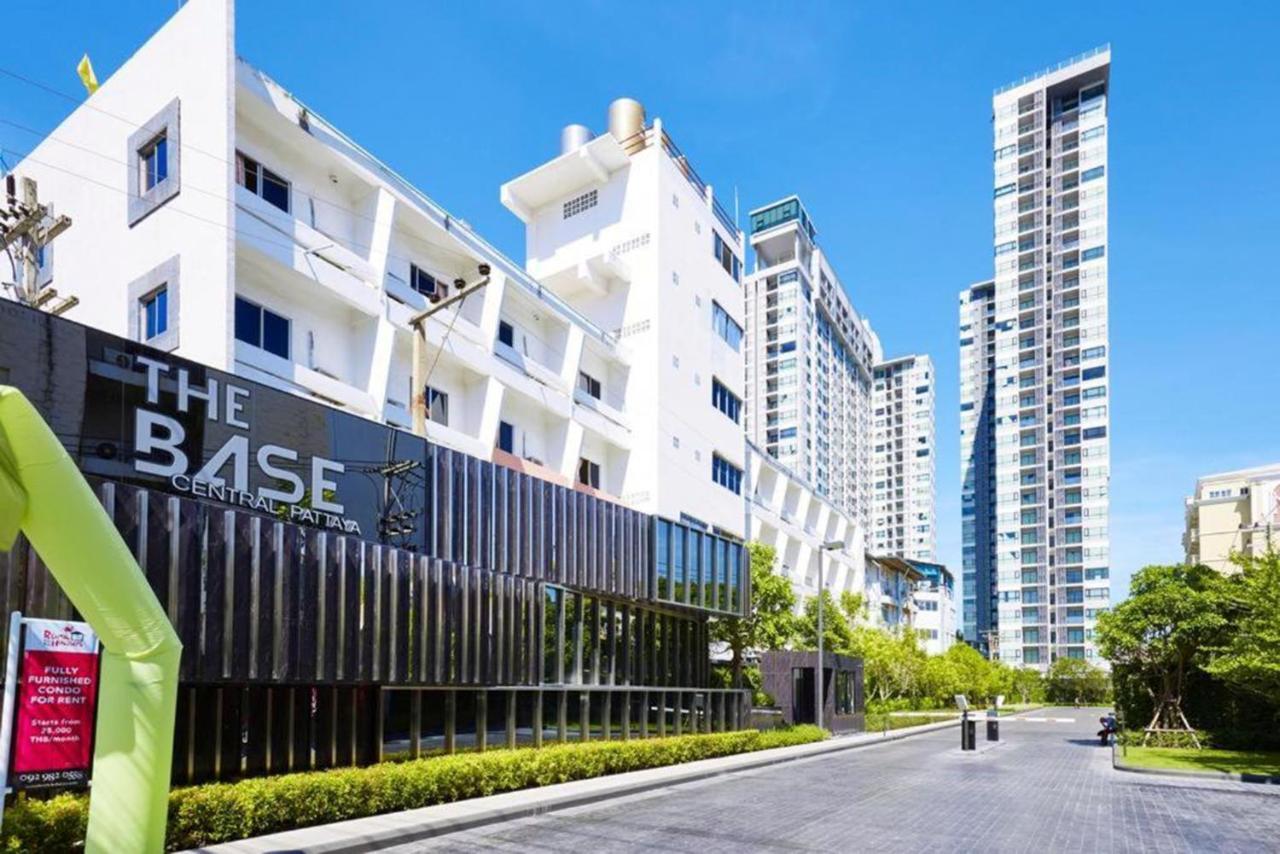 The Base Infinity Apartment Pattaya Luaran gambar
