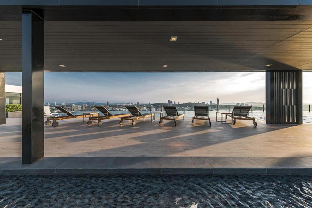 The Base Infinity Apartment Pattaya Luaran gambar
