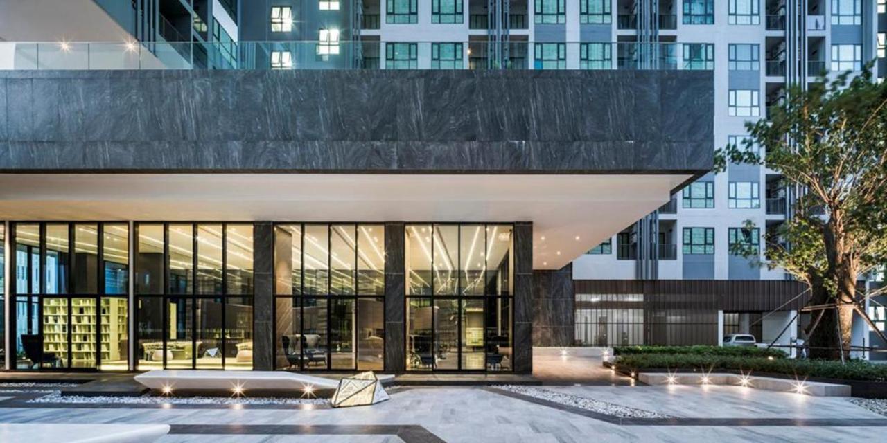 The Base Infinity Apartment Pattaya Luaran gambar