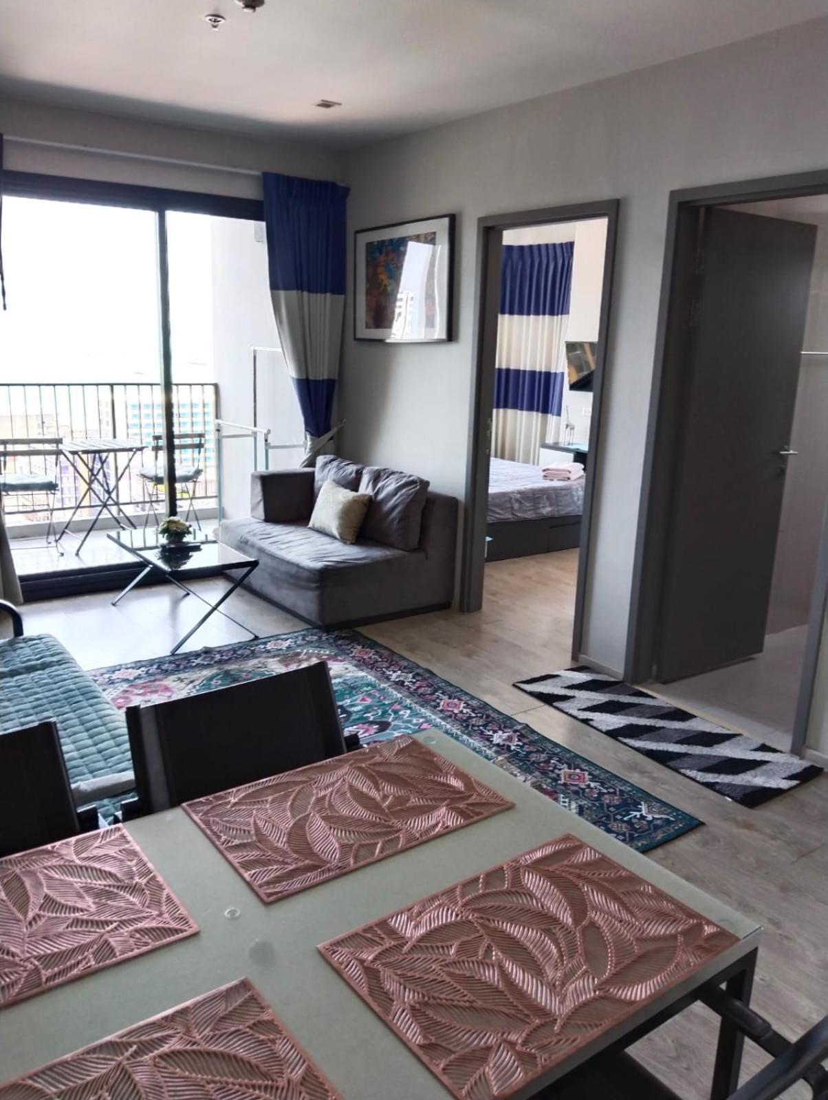 The Base Infinity Apartment Pattaya Luaran gambar