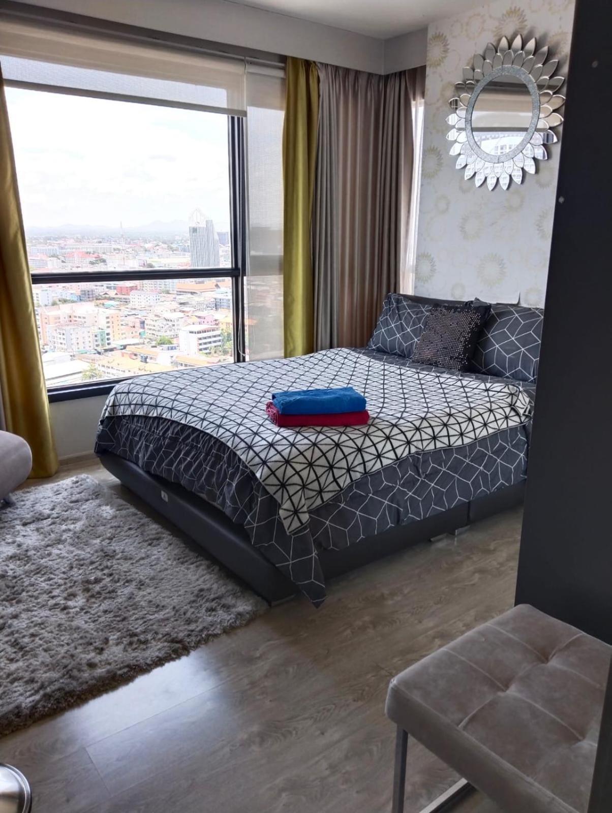 The Base Infinity Apartment Pattaya Luaran gambar